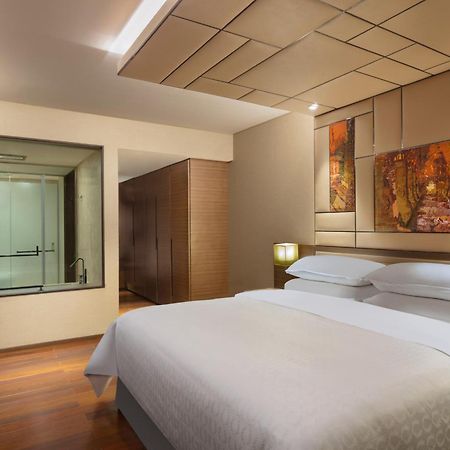 Sheraton Grand Bengaluru Whitefield Hotel & Convention Center Eksteriør billede