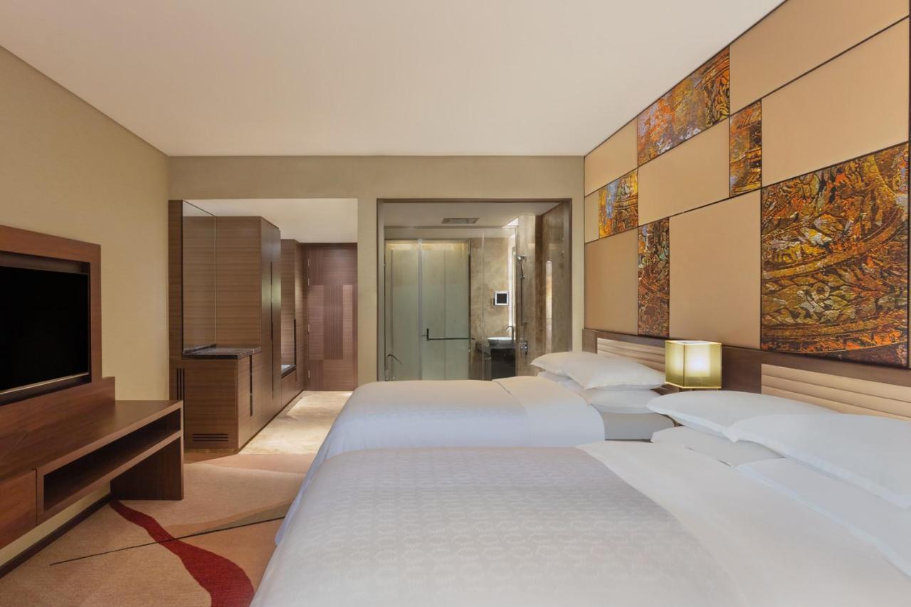 Sheraton Grand Bengaluru Whitefield Hotel & Convention Center Eksteriør billede