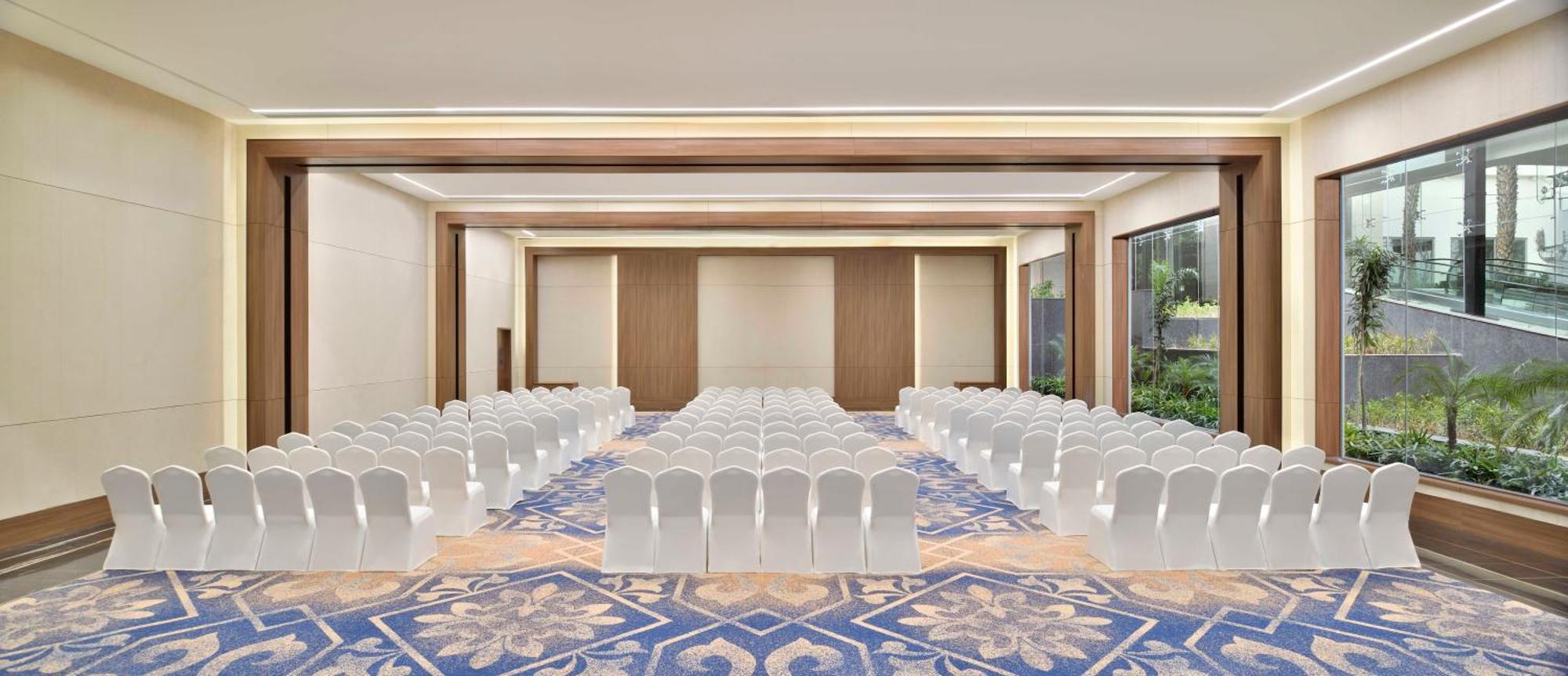 Sheraton Grand Bengaluru Whitefield Hotel & Convention Center Eksteriør billede