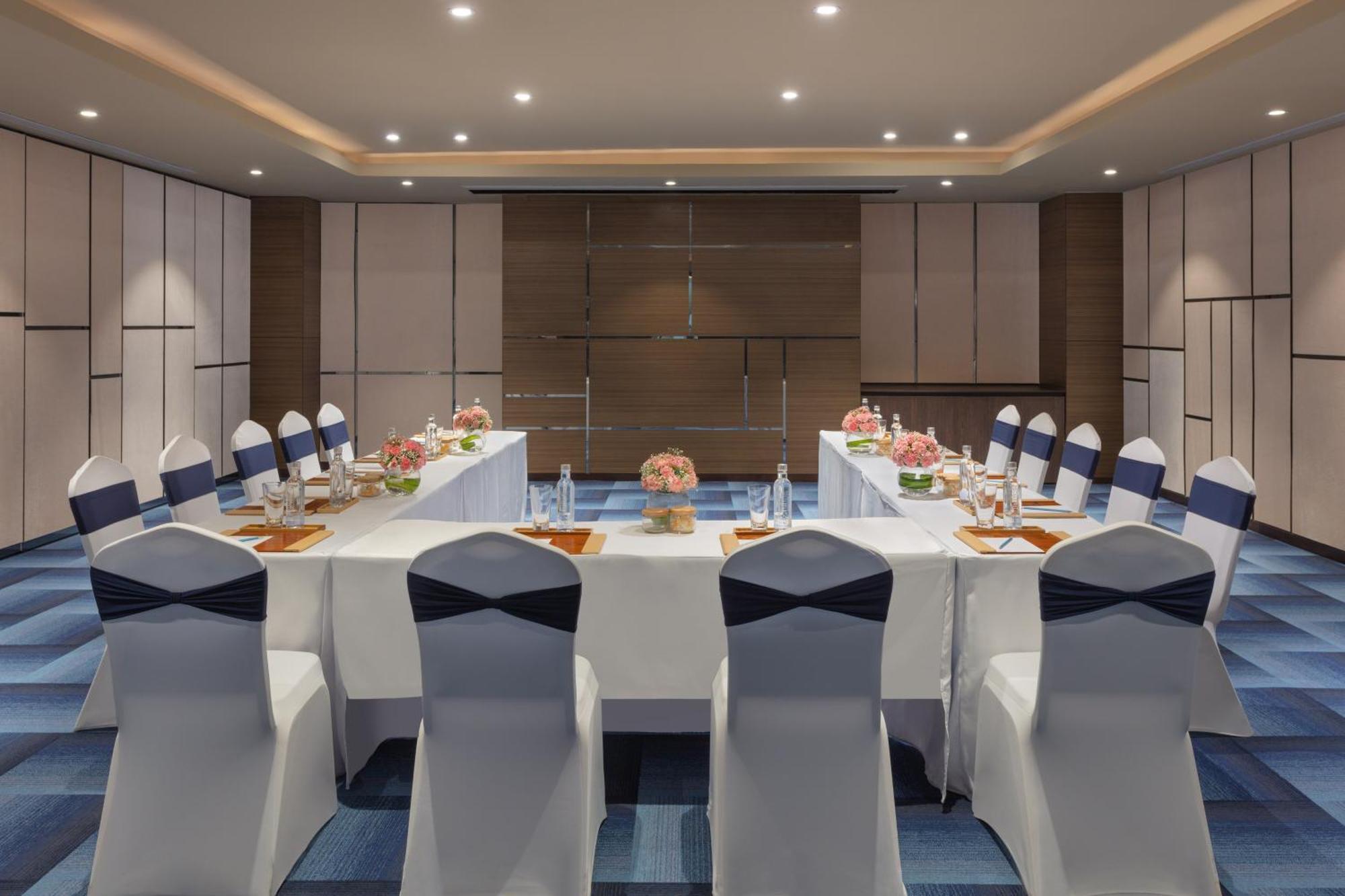 Sheraton Grand Bengaluru Whitefield Hotel & Convention Center Eksteriør billede