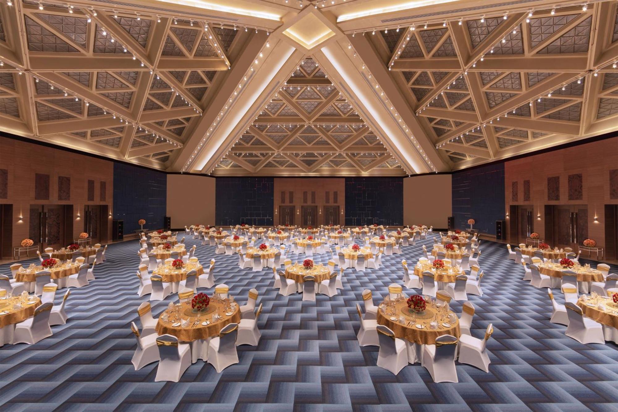 Sheraton Grand Bengaluru Whitefield Hotel & Convention Center Eksteriør billede