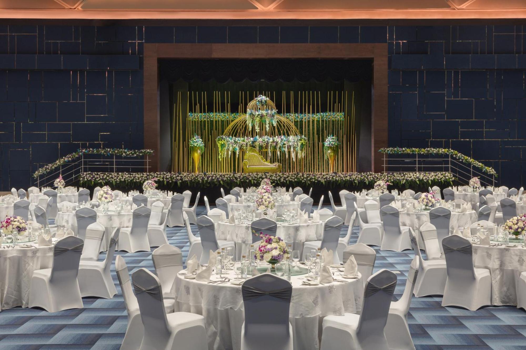 Sheraton Grand Bengaluru Whitefield Hotel & Convention Center Eksteriør billede