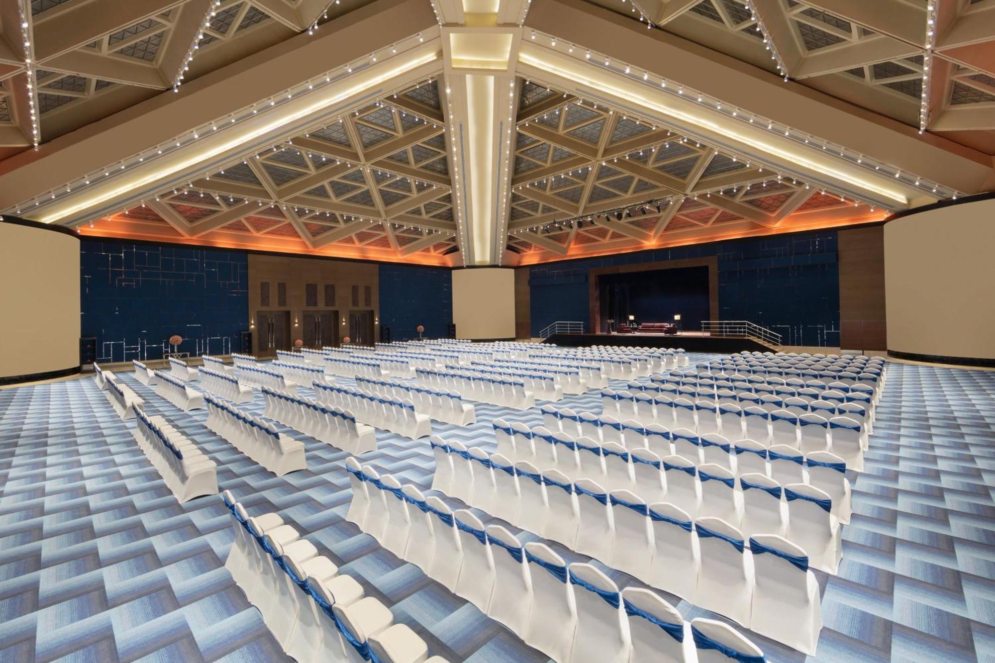 Sheraton Grand Bengaluru Whitefield Hotel & Convention Center Eksteriør billede