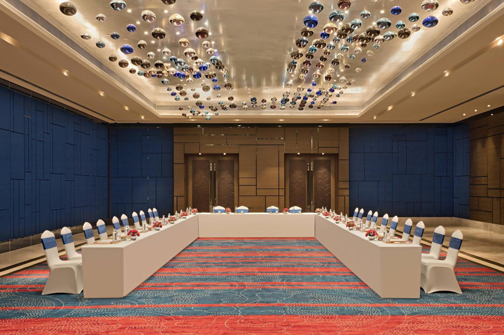 Sheraton Grand Bengaluru Whitefield Hotel & Convention Center Eksteriør billede