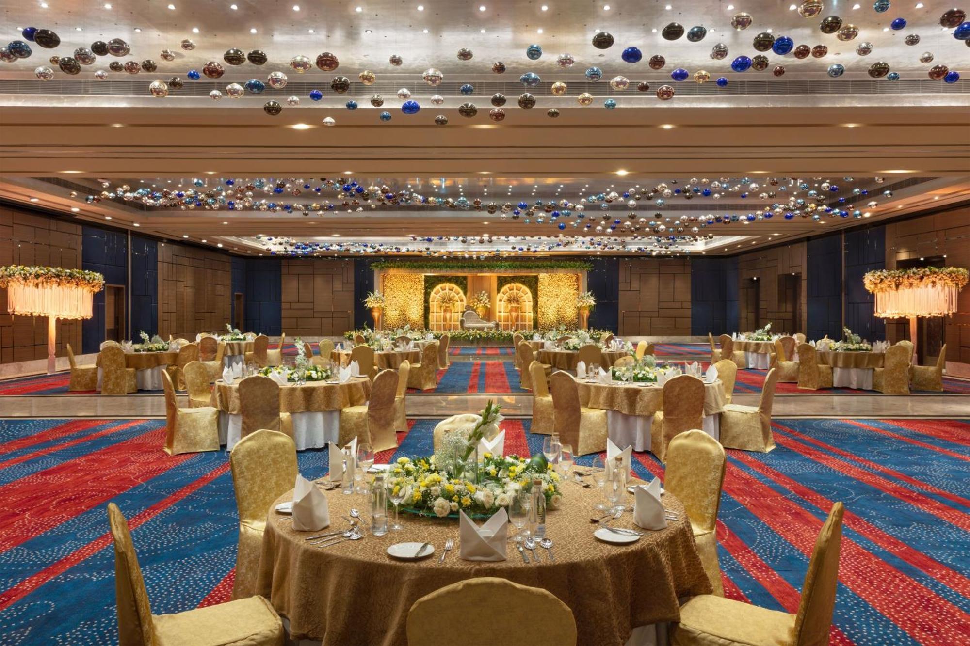 Sheraton Grand Bengaluru Whitefield Hotel & Convention Center Eksteriør billede