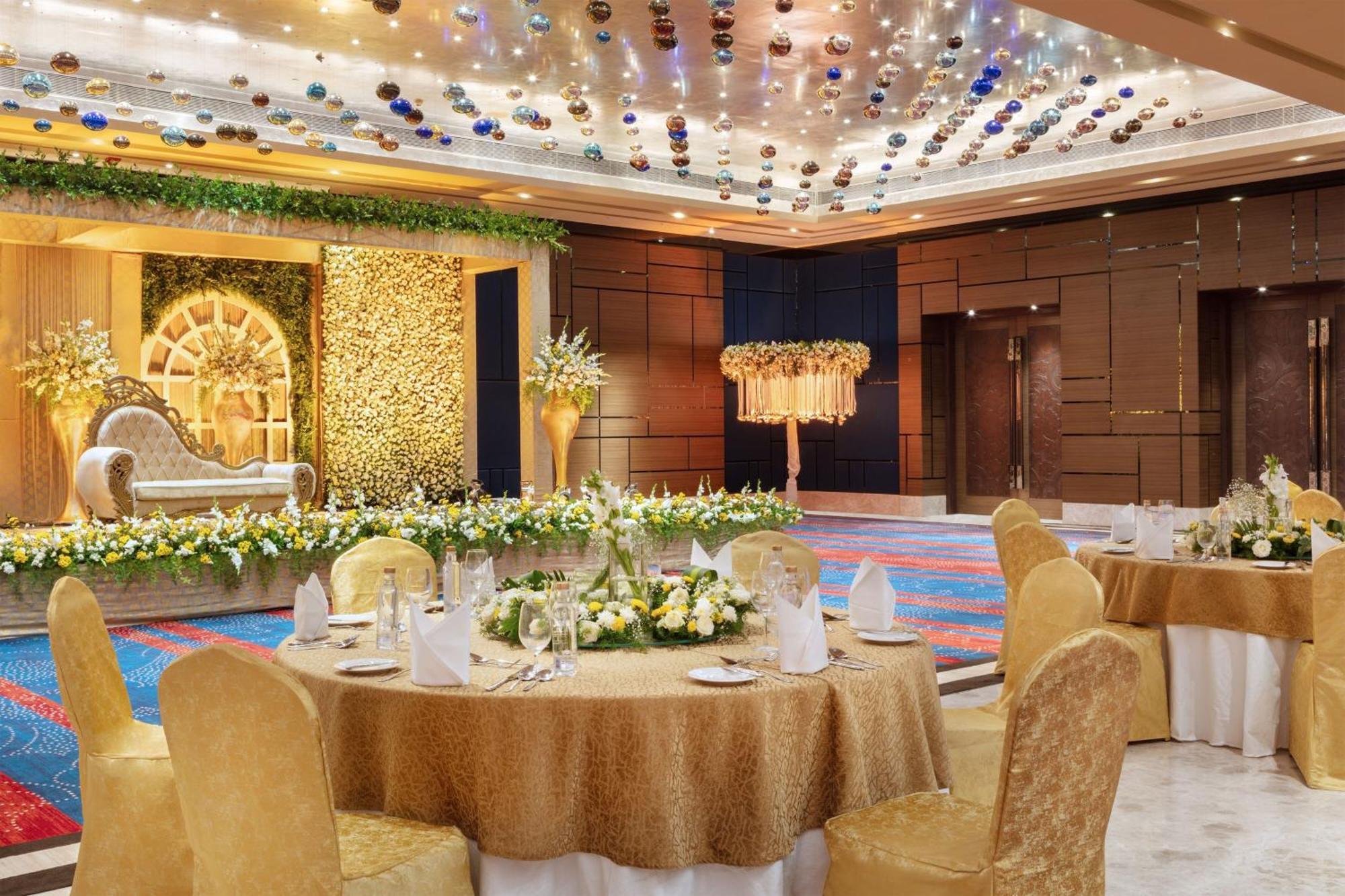Sheraton Grand Bengaluru Whitefield Hotel & Convention Center Eksteriør billede