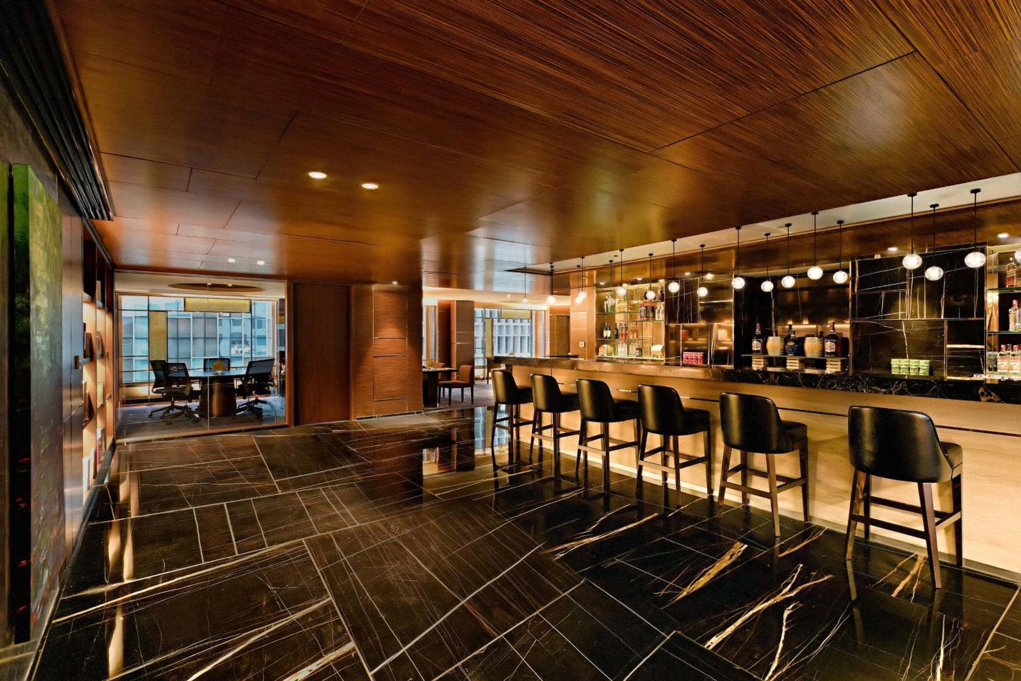 Sheraton Grand Bengaluru Whitefield Hotel & Convention Center Eksteriør billede