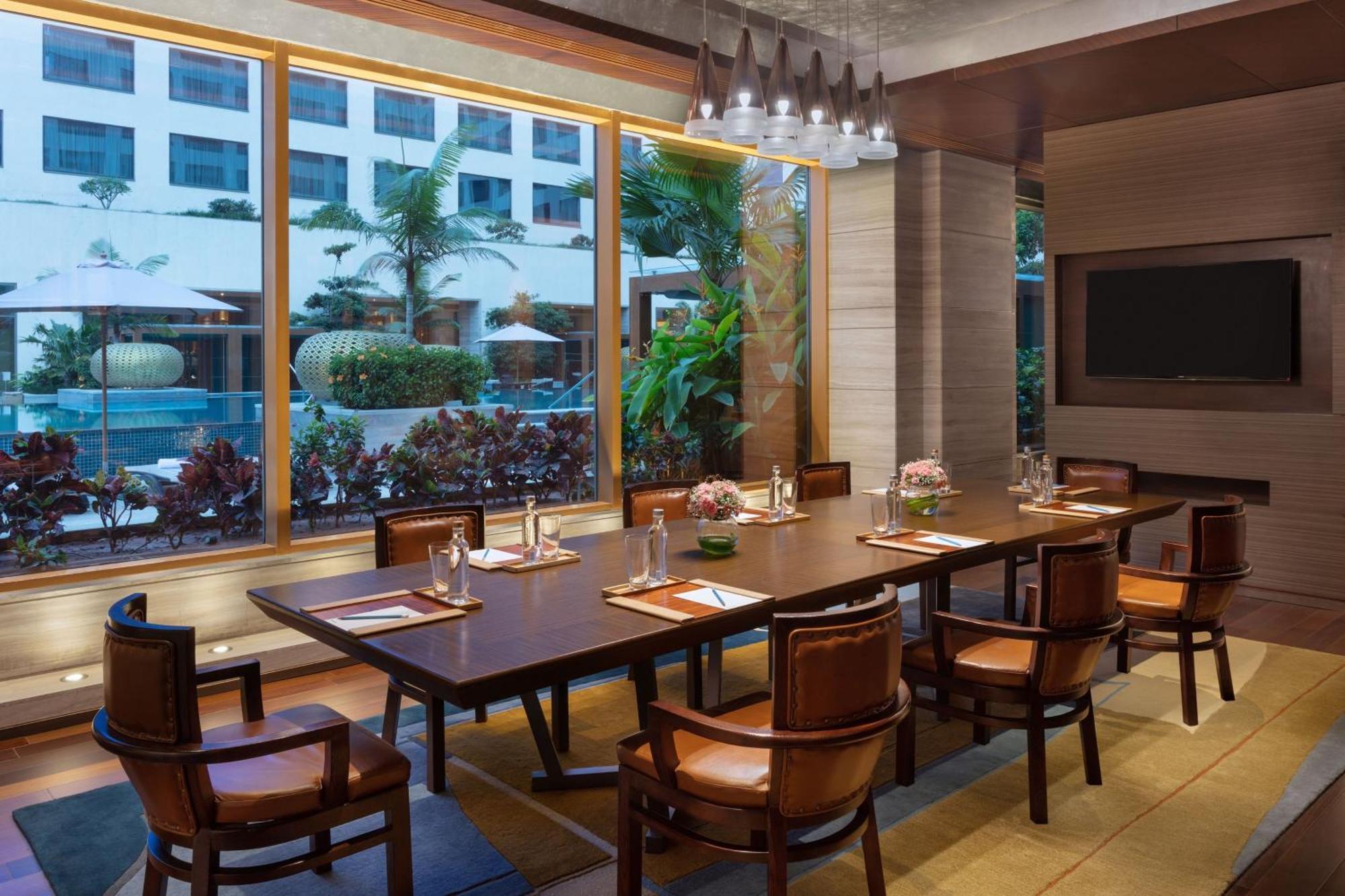 Sheraton Grand Bengaluru Whitefield Hotel & Convention Center Eksteriør billede