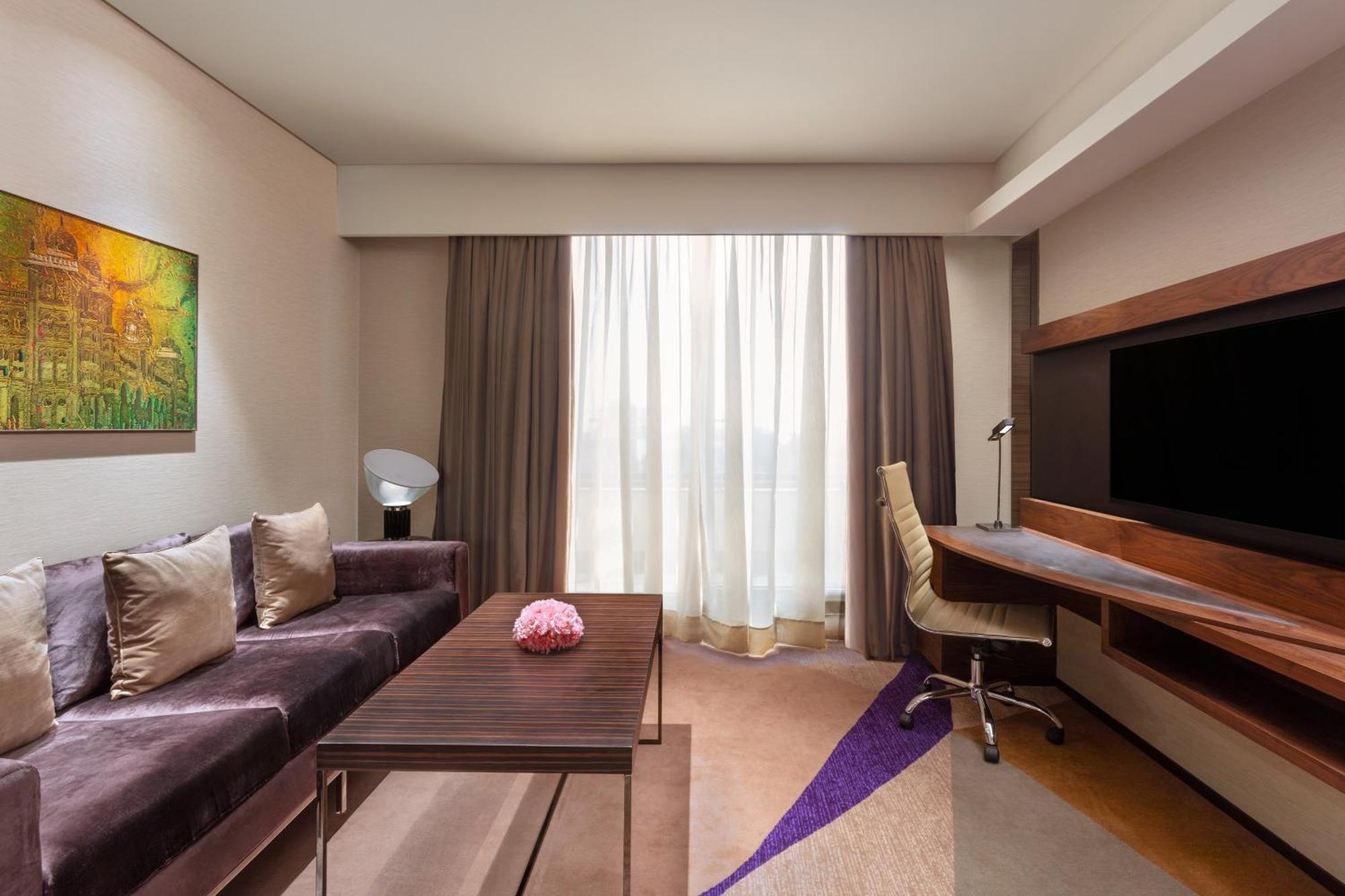 Sheraton Grand Bengaluru Whitefield Hotel & Convention Center Eksteriør billede